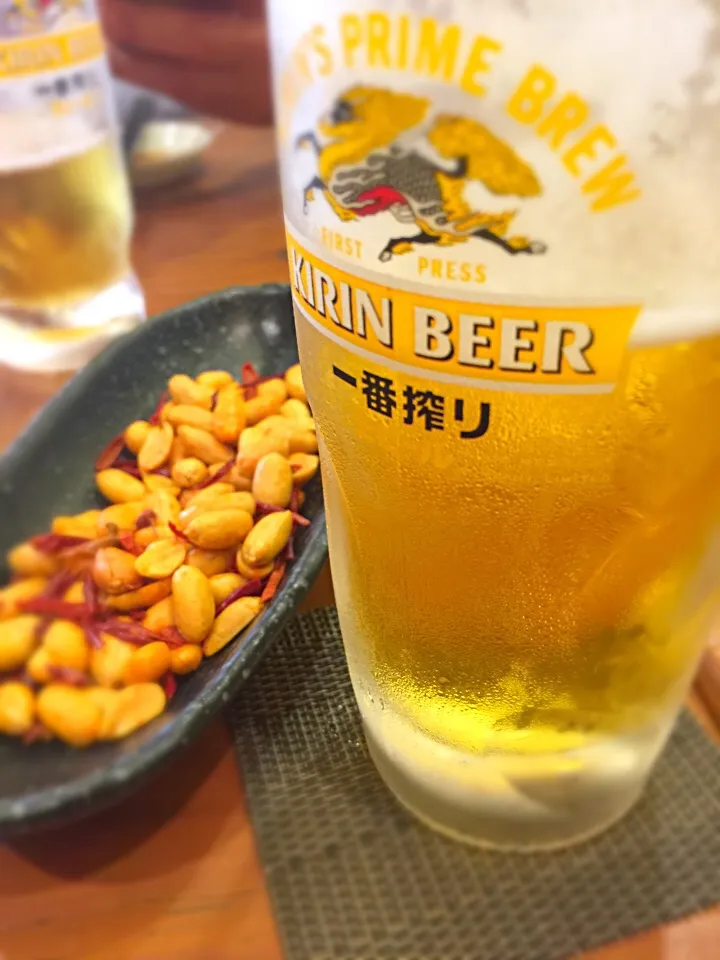 19kmちょい歩いて明るいうちからビール🍺うちのお父さんお得意の「歩こーる会」になっちゃったな|うきさん