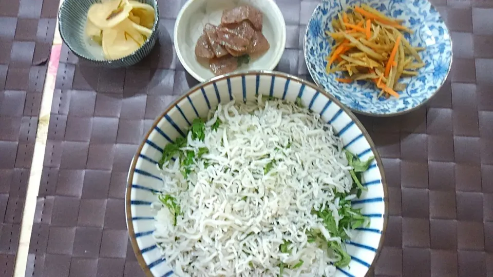 しらす丼😋常備菜|たえさん