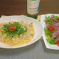 Snapdishの料理写真:今夜は俺のイタリアン(^-^)
紋別産タコとツブの梅ドレッシングパスタと積丹産イナダのカルパッチョ|コーチンさん