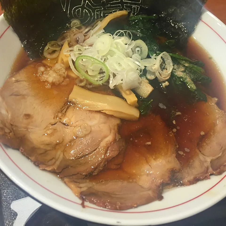 黒醤油チャーシュー麺|純さん