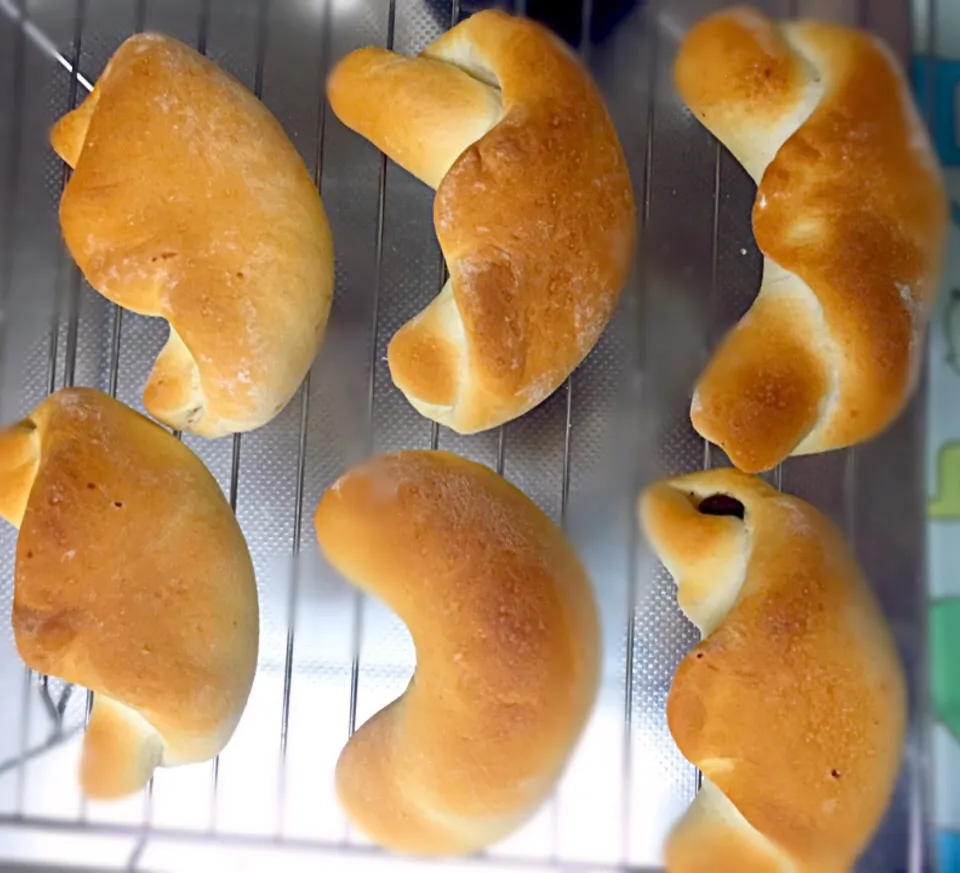 娘用乳なし塩パンのチョコ入り|とんちゃさん