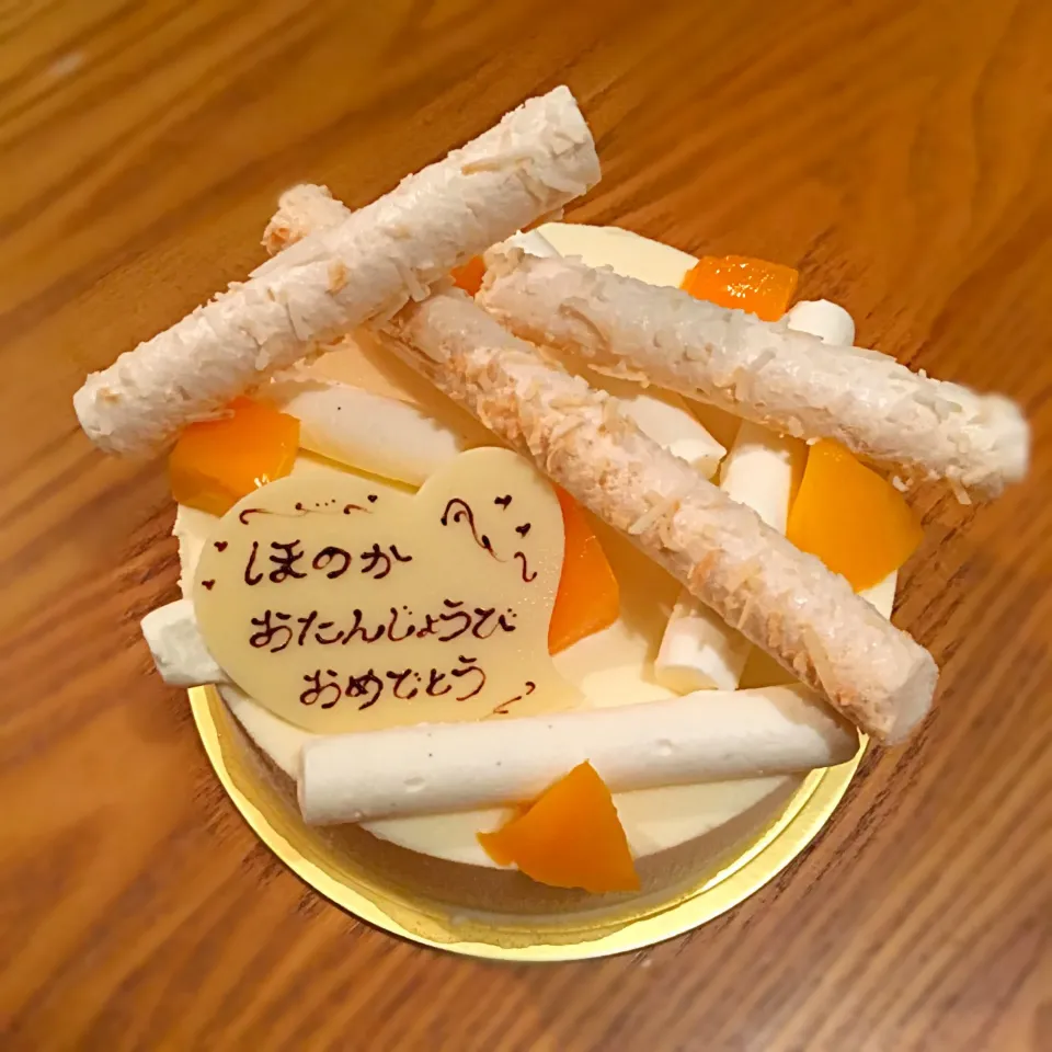 Snapdishの料理写真:娘のお誕生日ケーキ「京都 : grains de vanille(グラン・ヴァニーユ)」|Youさん