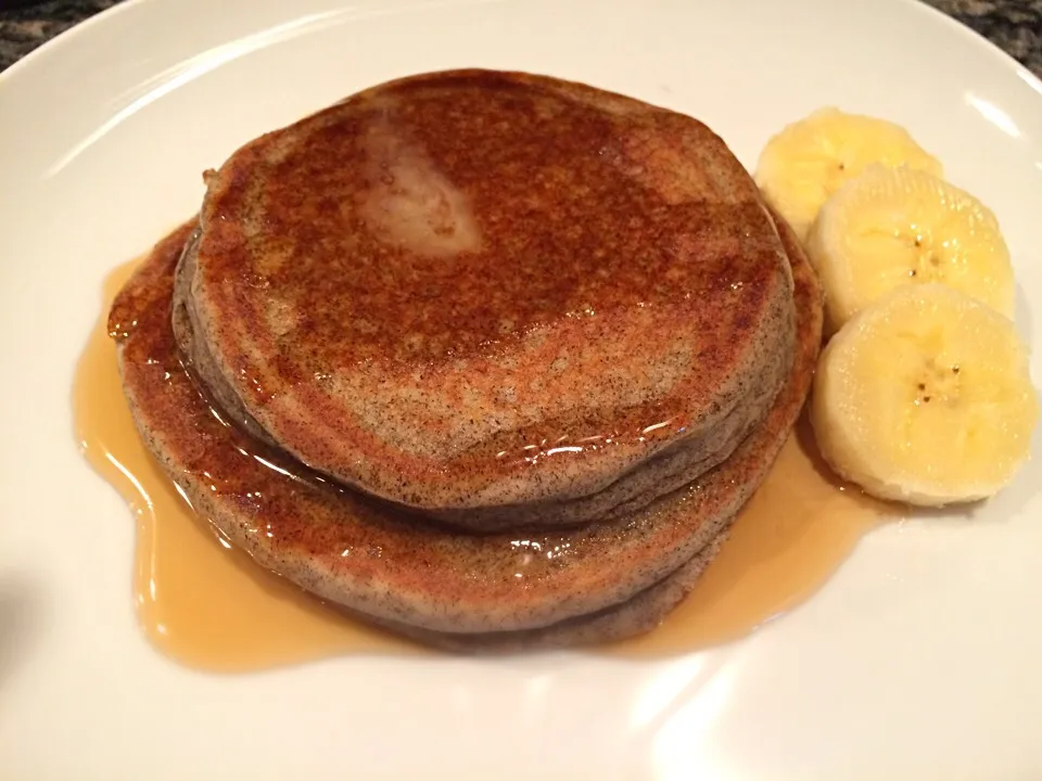 Buckwheat Pancakes with homemade honey butter syrup.|Jenny Lynnさん