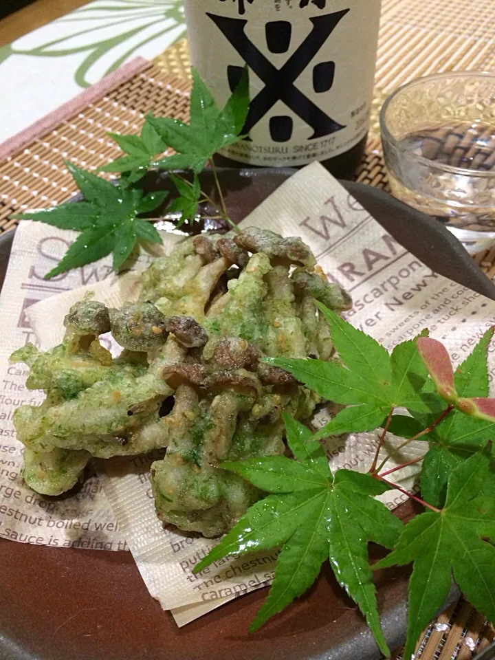 しめじの天ぷら🌿                                 青のりの衣でカラッと|🌿ぴぴさん