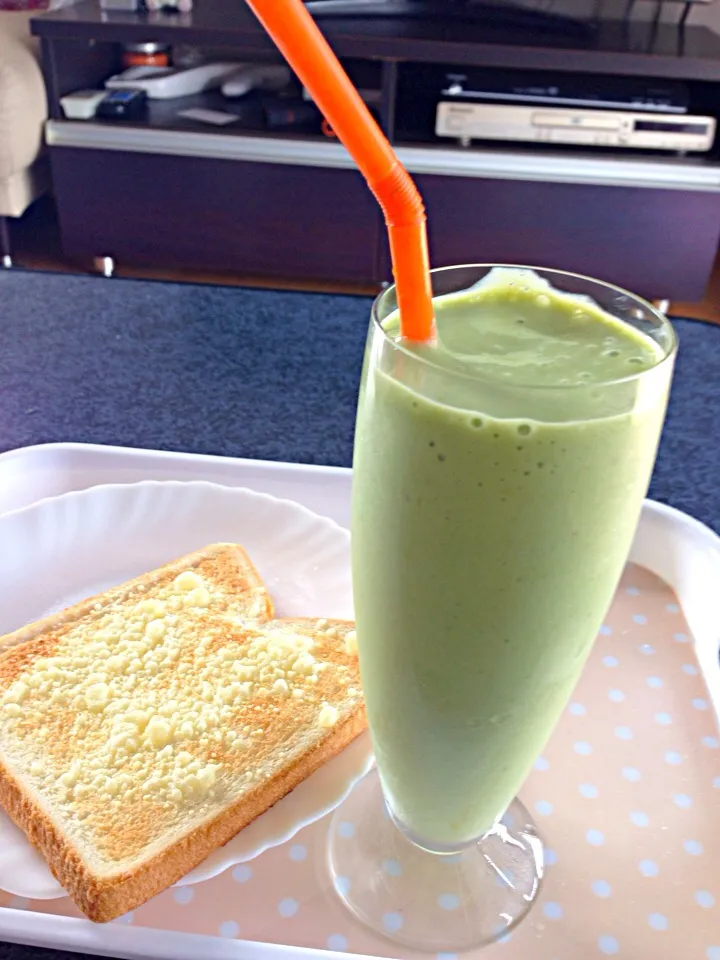 Avocado smoothie 💚|viviさん