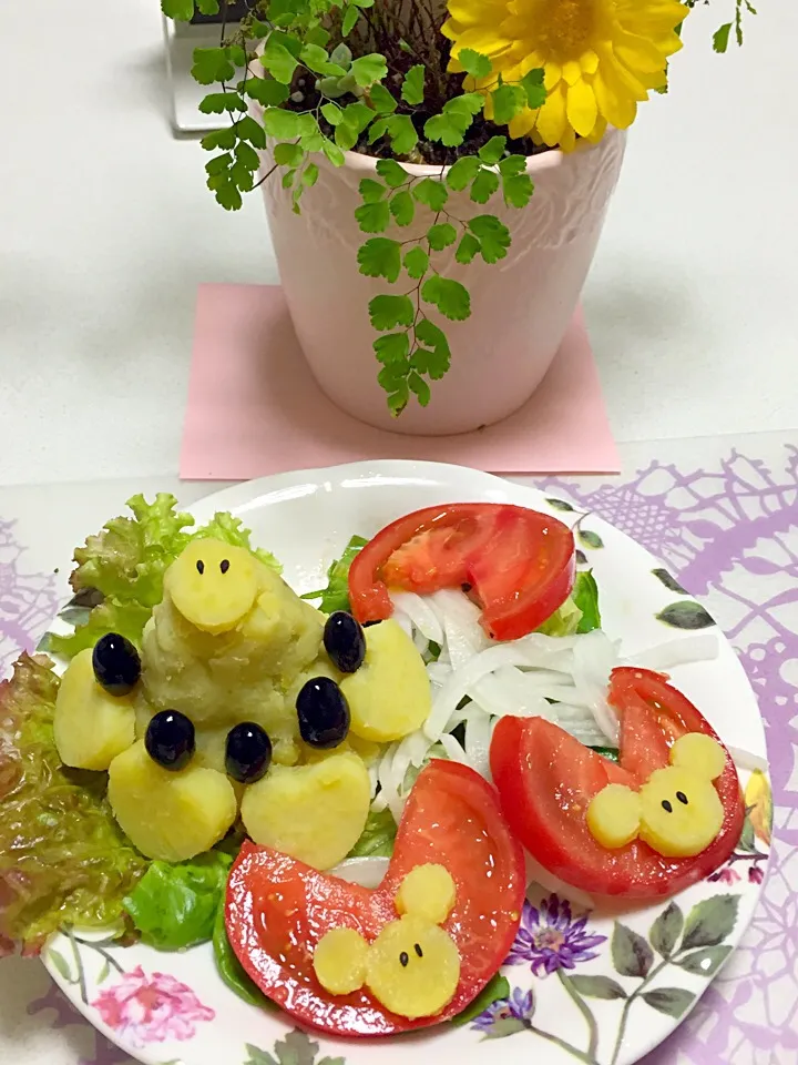 咲きちゃんさんの料理 黒豆入り✨むっちりポテサラ|クッキーさん