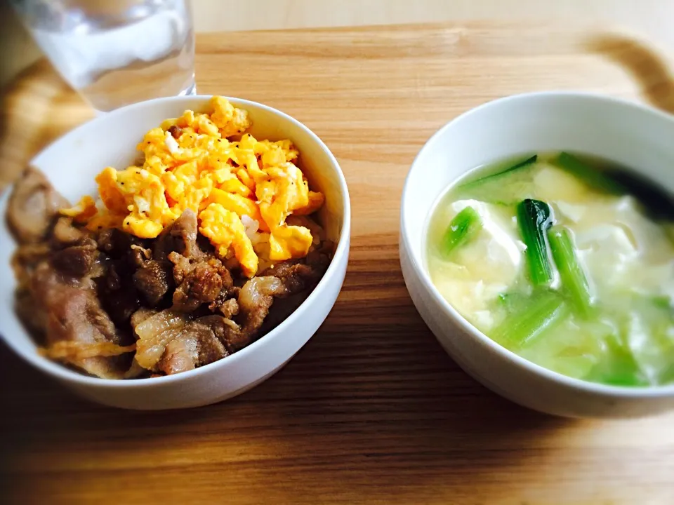 卵と豚肉の2色丼♪|まめちゃんさん