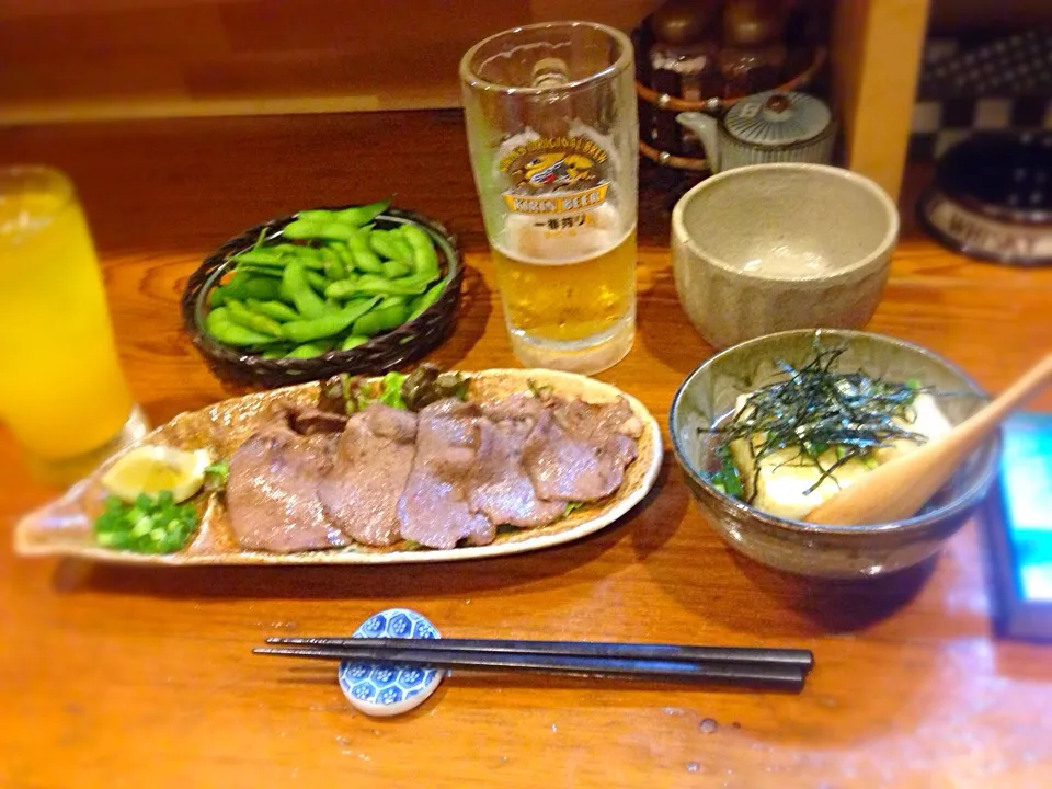 Snapdishの料理写真:牛タン塩焼き&揚げ出し豆腐|Hideomi  Nonakaさん