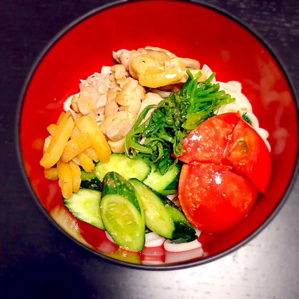 鶏肉と野菜のゴマ豆乳うどん|ちかさん