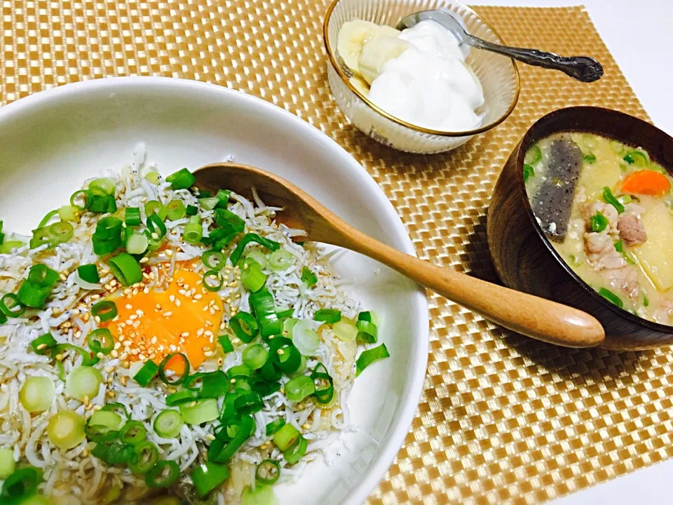 しらす丼|はるるんさん