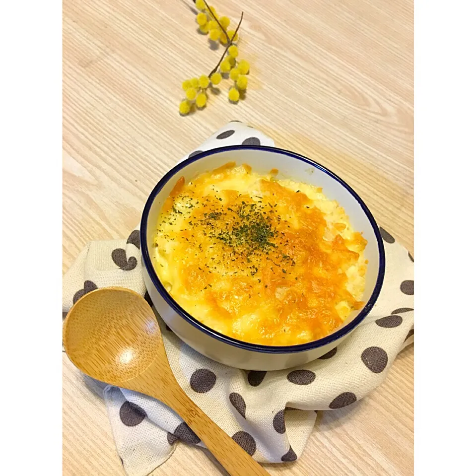 今日の夜ごはん🍴

お豆腐グラタン作ってみました☺︎︎

絹ごし豆腐とマヨ&鶏ガラスープ

美味しかった😋
ごちそうさまでした🙏|ko.postさん