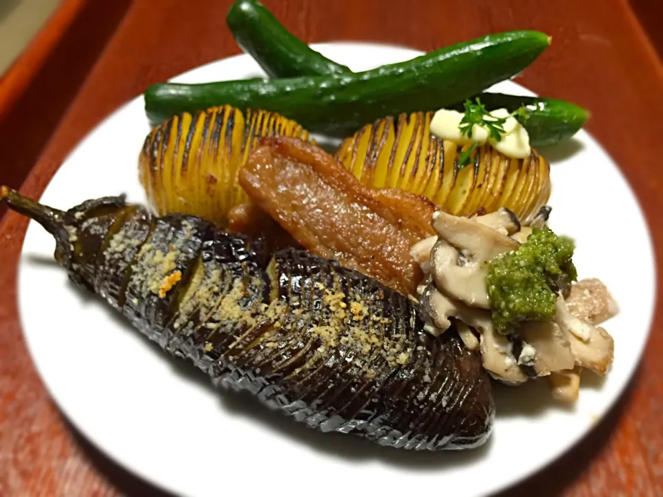 初物の茄子で、ハッセルバック茄子とポテトwith 初物胡瓜|FKTMPさん