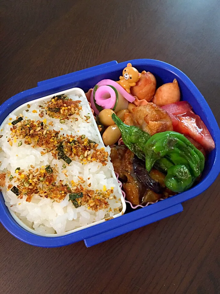 Snapdishの料理写真:庭で採れたししとうの塩焼き弁当|kiicoさん