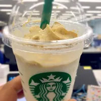 Snapdishの料理写真:チーズケーキフラペチーノ|こたろさん