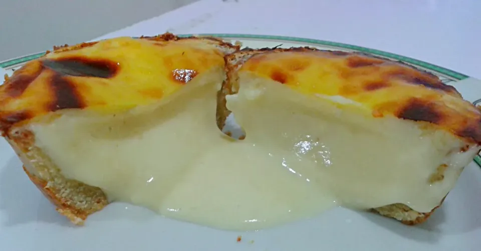 lava cheese tart|siti khatijahさん