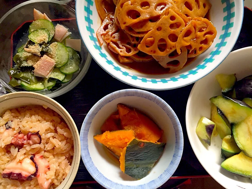 蛸飯 南瓜煮 酢の物 蓮根の味噌佃煮 水茄子の漬物|掛谷節子さん