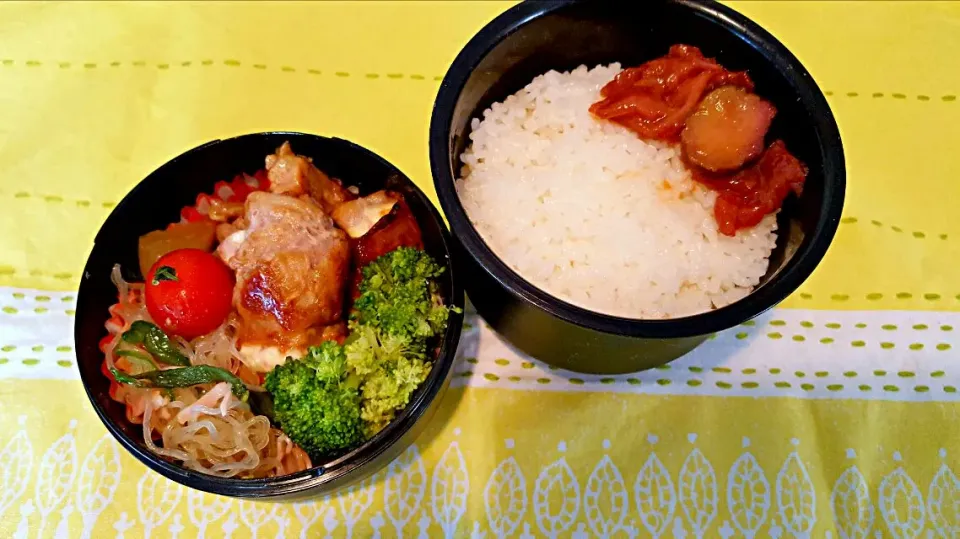 お弁当。豚チーズ巻の甘辛と春雨サラダと鶏と大根たいたん。|エリカさん