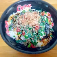 Snapdishの料理写真:梅ネギ塩昆布とろろ丼|doleさん