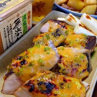 Snapdishの料理写真:さわらのねぎ味噌マヨ焼きです。まろやかで甘みのある麹みそとマヨのコラボはクセになります☆