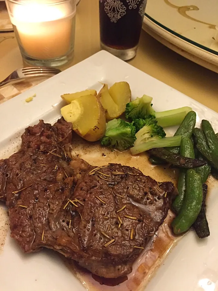 Rosemary and butter ribeye|sarahさん