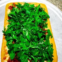 Aged Parmesan crusted, prosciutto, fresh mozzarella, with arugula and basil with some EVOO. Unreal flavor!|ted mantasさん