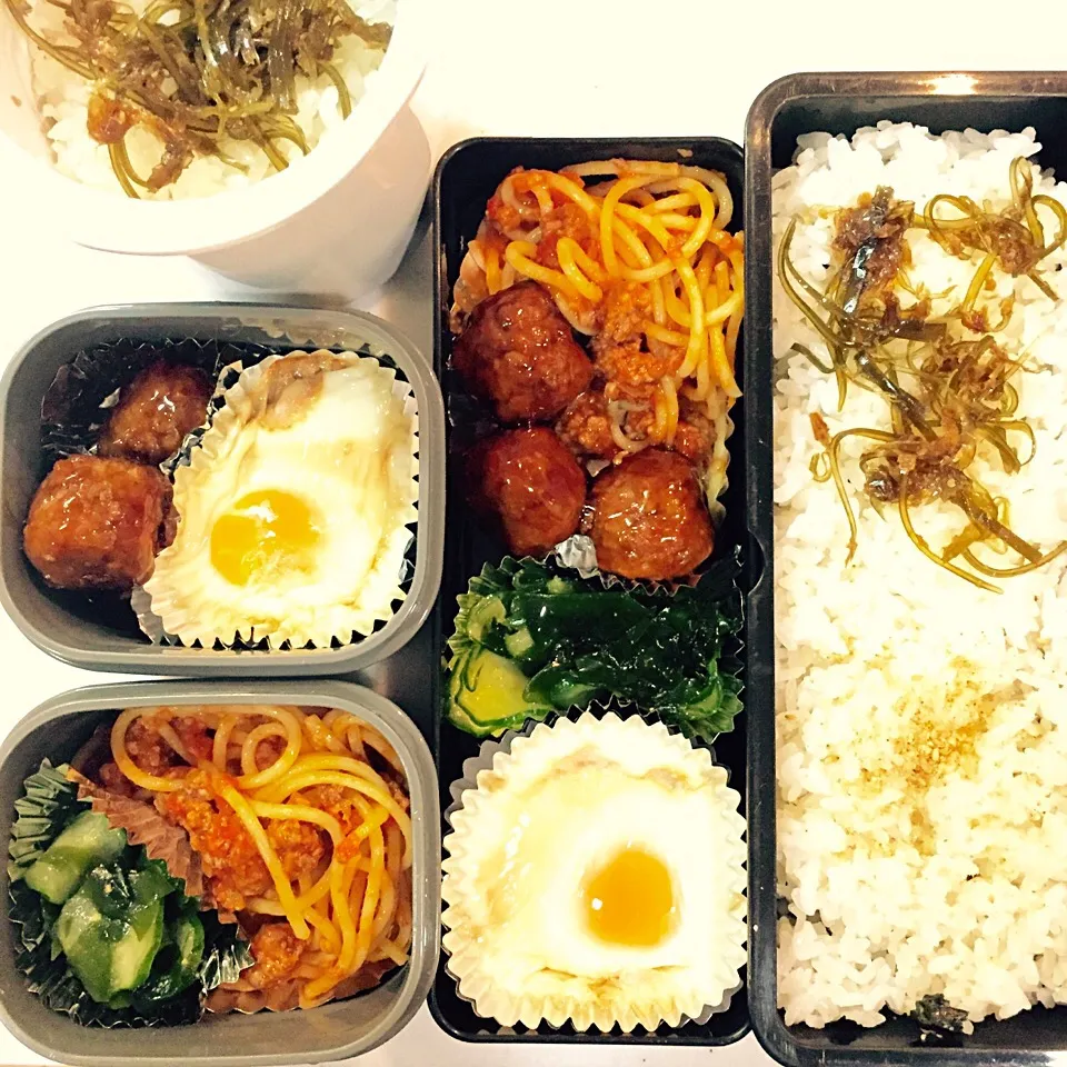 お弁当6/9 ミートボール、目玉焼き、きゅうりとわかめの酢味噌和え、ミートソースパスタ|きささん