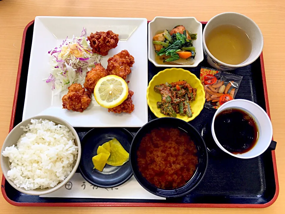 唐揚げ定食♡ 県病院の食堂ごはん|yumikoさん