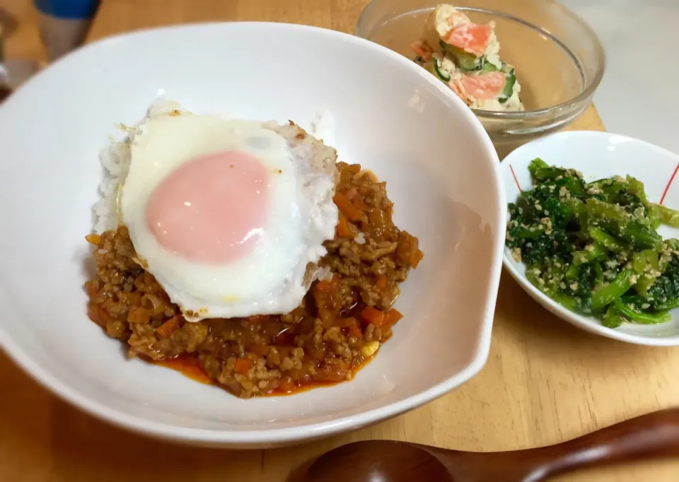 ドライカレー定食(o^^o)男子ごはん♡|まりっぺさん