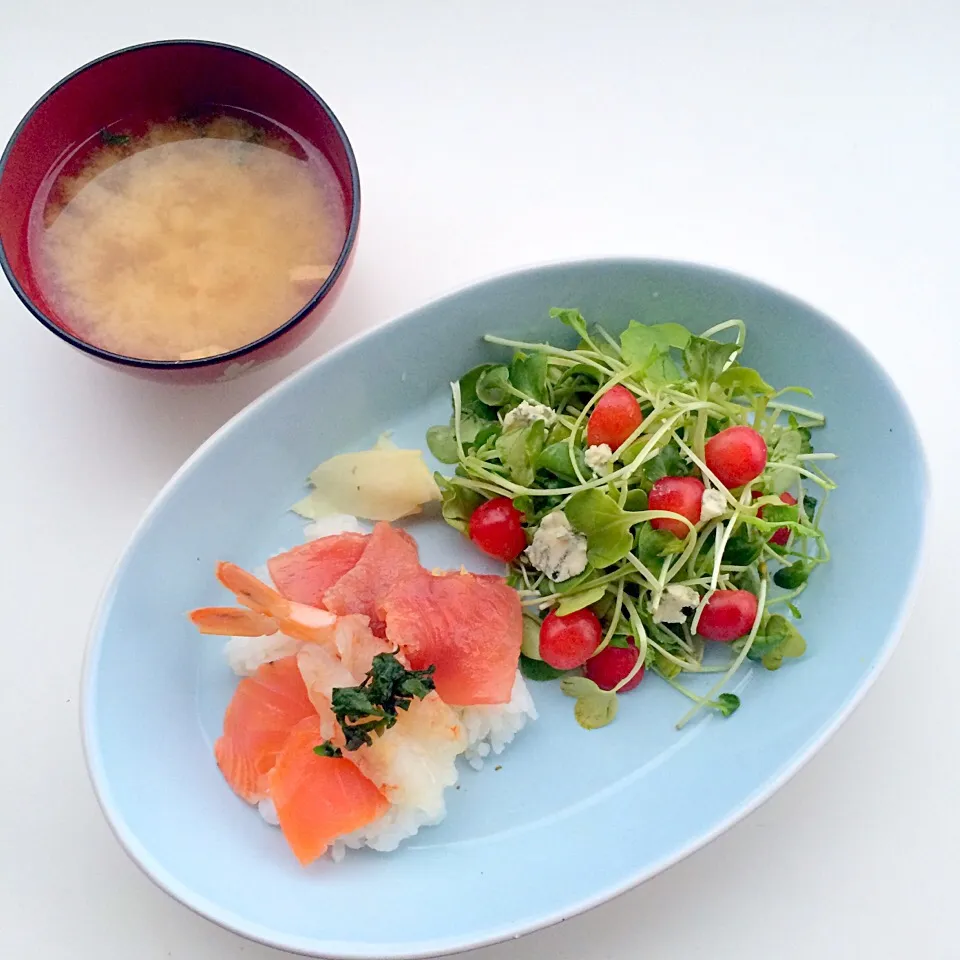 魚介丼&さくらんぼサラダプレート|sakiさん