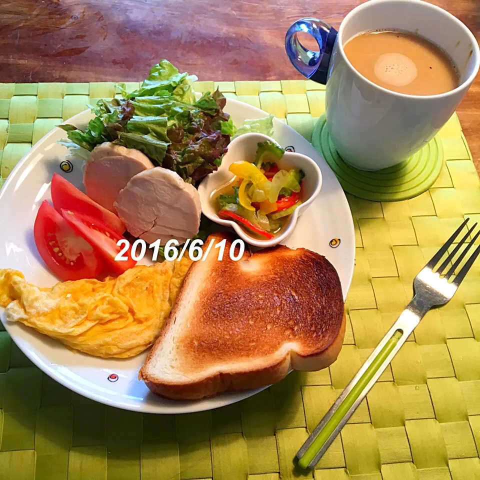 Snapdishの料理写真:朝ごはん  2016・6・10|ローゼルさん