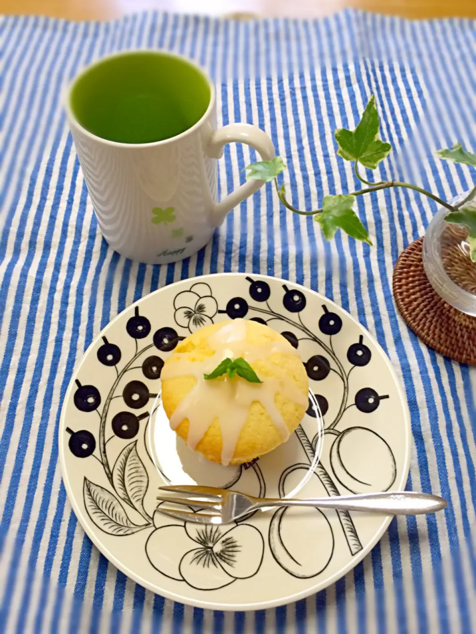 マフィン プレーンでシンプルに〜|まめごろうさん