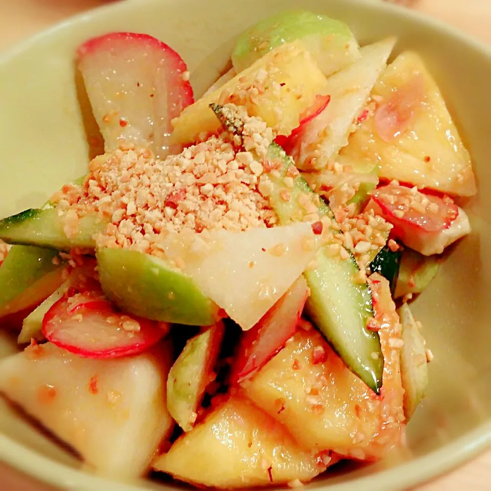 Snapdishの料理写真:fruit rojak...|princessjoさん