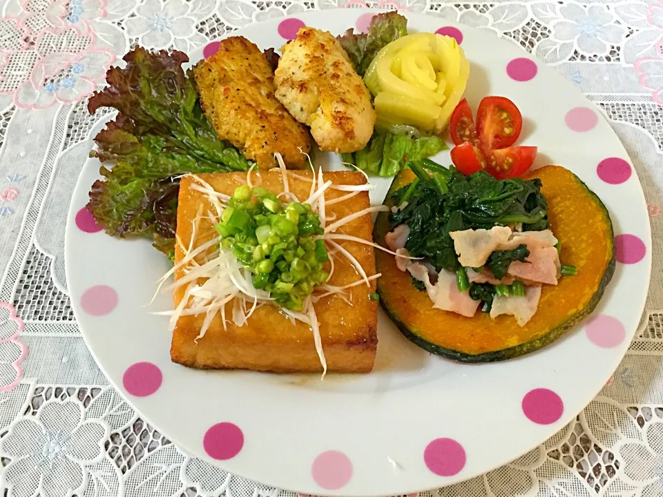 🌺絹厚揚げ焼き
🌺カツレツ…カレー&塩レモン味
🌺カボチャとほうれん草ソテー
🌺キウイの薔薇|Kii mamaさん