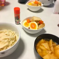 Snapdishの料理写真:・厚揚げと人参の煮物
・昨日の残りのスープでつけ麺風うどん|ちーさん