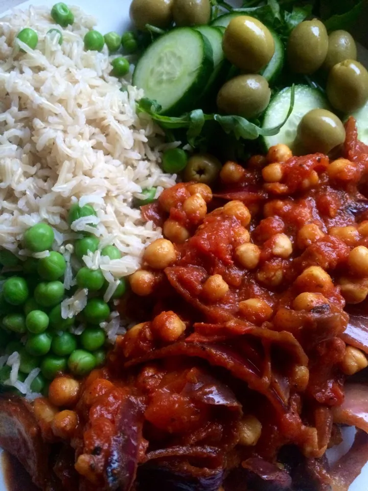 Curried chickpeas & tomatoes with rice|Nick Hiderさん