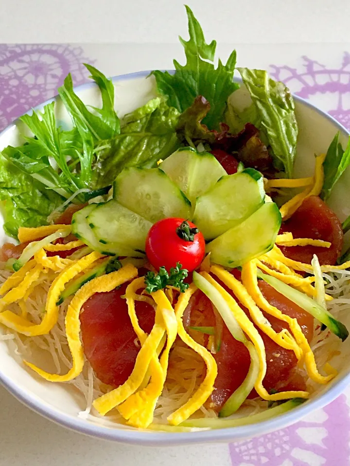 Snapdishの料理写真:✨✨.   マグロ 丼✨✨✨|クッキーさん