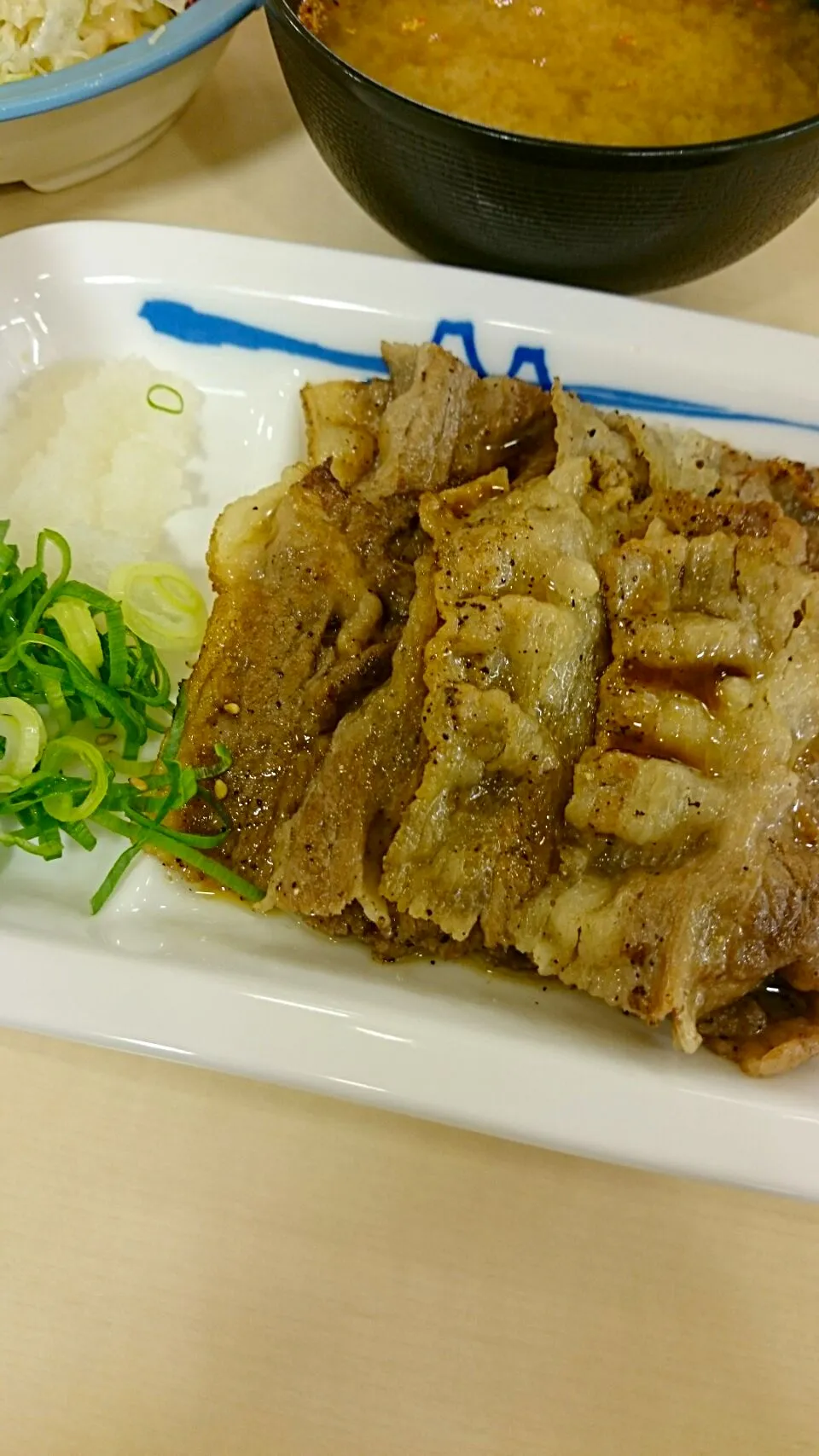 Snapdishの料理写真:牛焼肉定食|nobさん