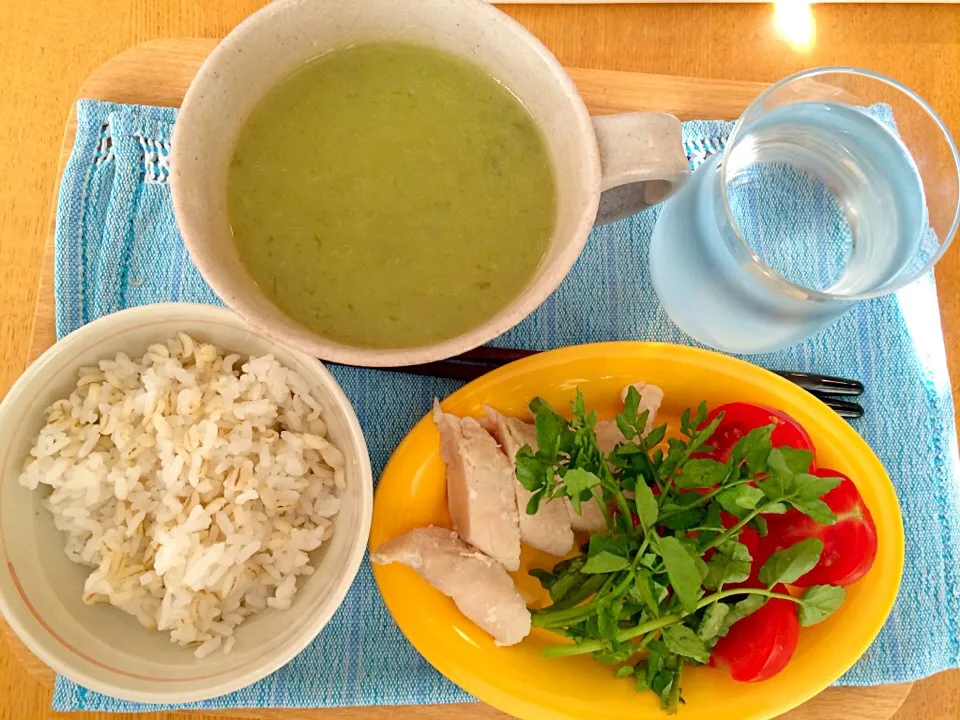 朝ごはん。ささみ塩麹漬けの蒸し焼きとネギポタージュ|バナナ子さん