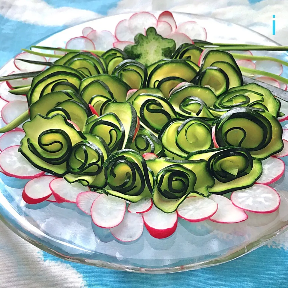 七海さんの料理 【元祖】ズッキーニのカルパッチョ仕立て 🐞【Zucchini carpaccio】|izoomさん