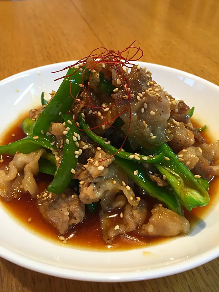 豚ピーマンのにんにく醤油炒め|まつださんさん