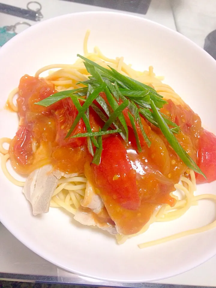 トマトと豚バラ肉の冷製パスタ|AyuChさん