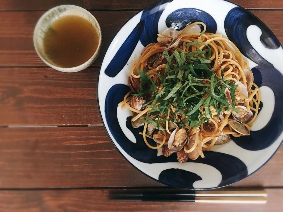 お弁当のおかずの残りダレを使った アサリの和風パスタ🐚🍝🌿|welcomeizumiさん