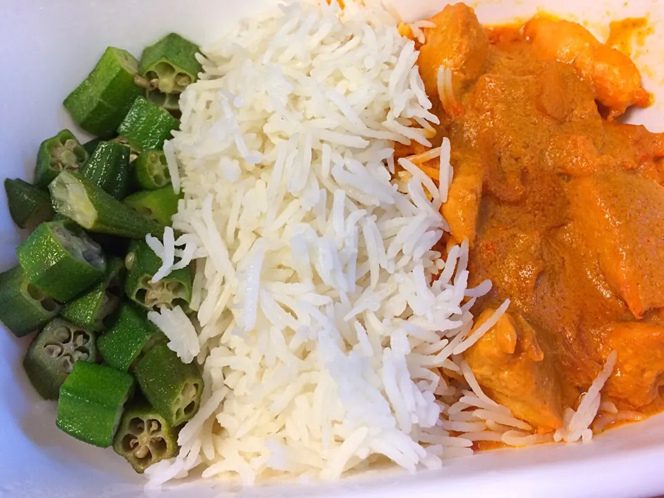 Butter chicken with cloved rice and okra|Ong Sor Fernさん