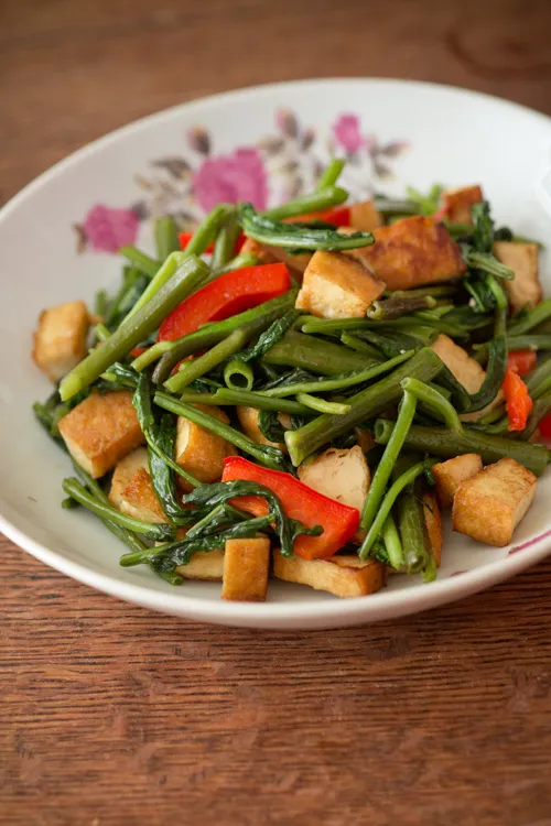 空心菜と厚揚げの炒めたん♪ #素人料理百珍|siwatchさん