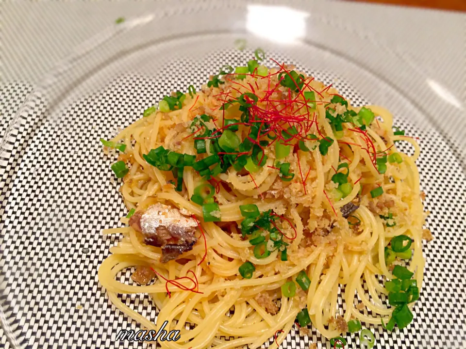 Tomoko Itoさんの料理 ナンプラーを使ったオイルサーディンのパスタ💗|mashaさん