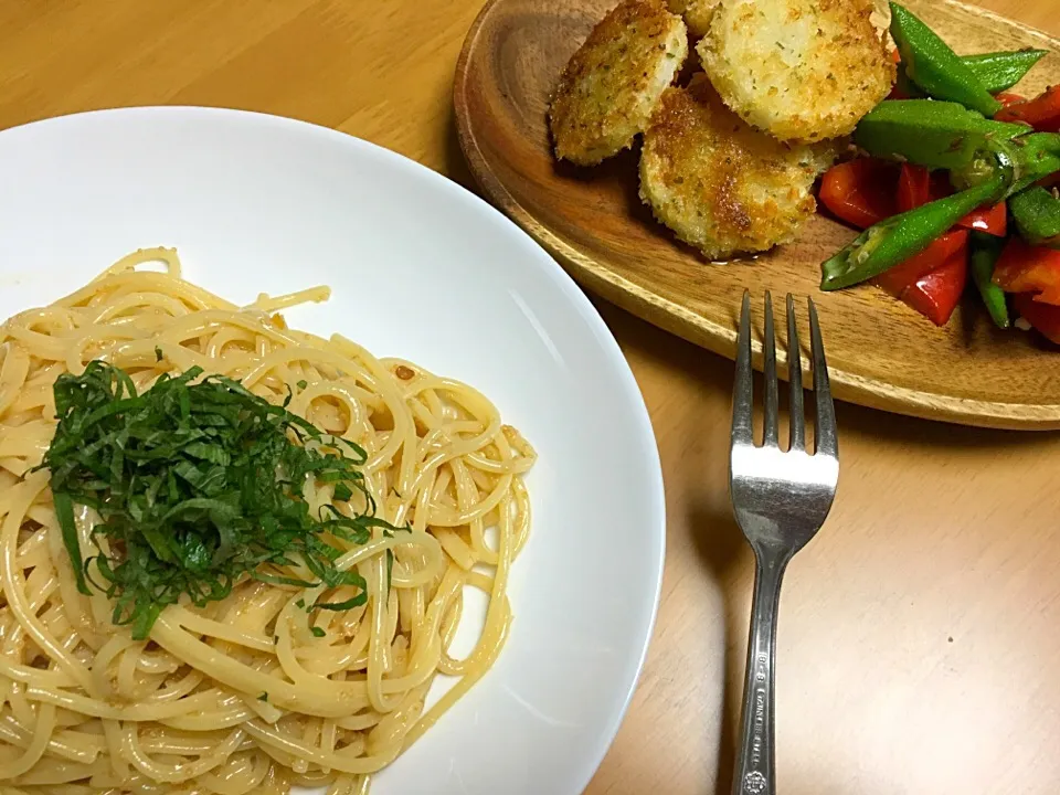 【ヴィーガン】たらこスパ&長芋の香草パン粉焼き&オクラとパプリカのクミン炒め|でらこさん