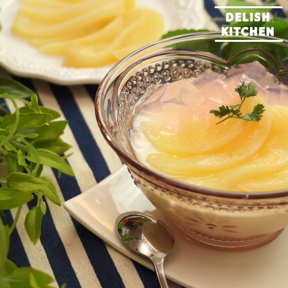 【動画】桃ゼリーとミルクプリン#delishkitchentv|DELISH KITCHENさん