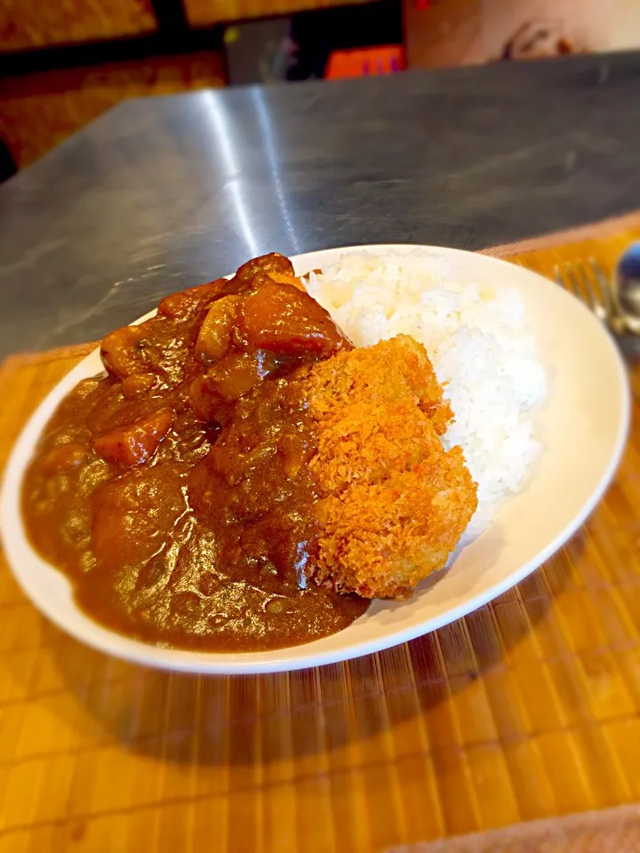 今日の賄いランチ。皆んな大好き❤︎カツカレー|マミさん