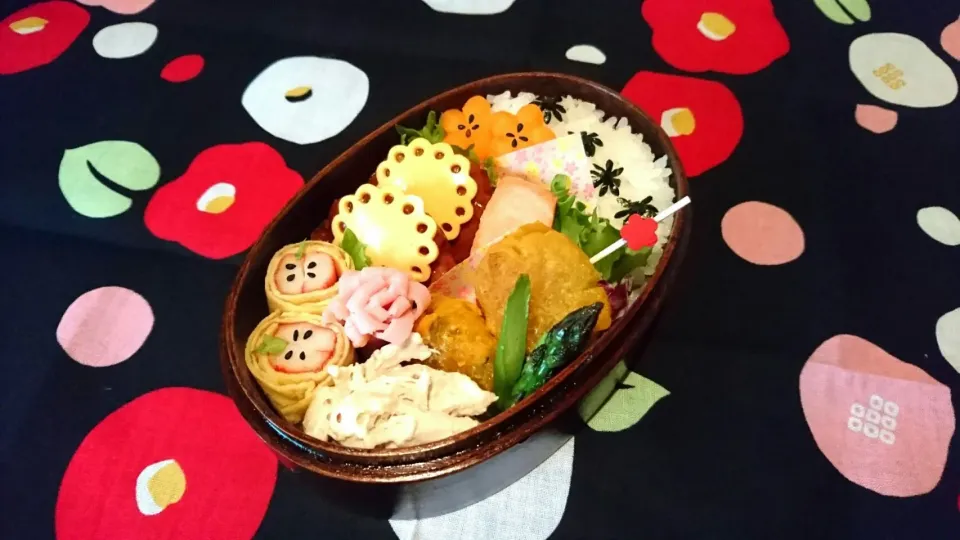 キャラ弁より時間がかかった初わっぱ弁当|よよちさん