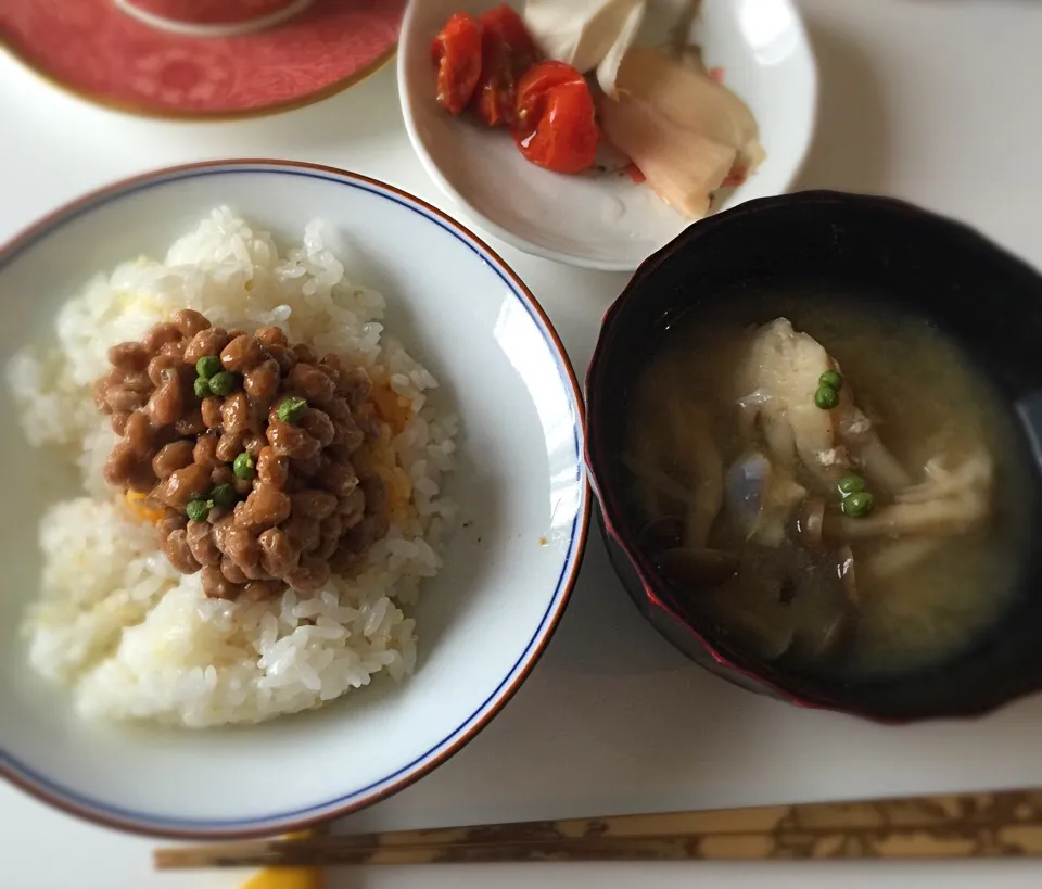 Snapdishの料理写真:遅く起きて、いつもの朝御飯😌|たうさん